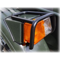 Protective basket for sidecar light, black