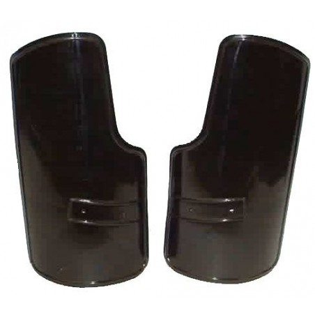 Leg guards/knee protectors plastic