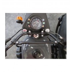 Middle strut handlebars