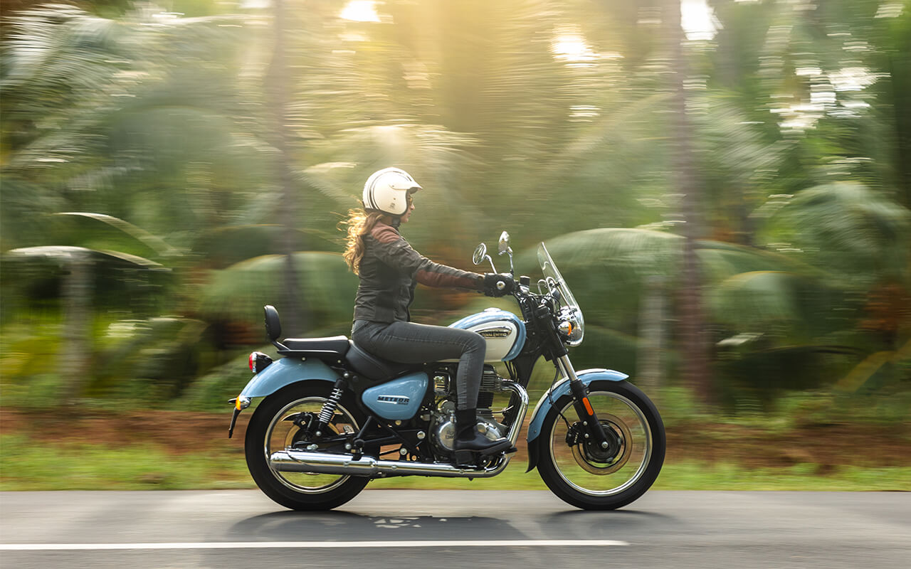 Screenshot%202021-11-09%20at%2014-55-46%20https%20www%20royalenfield%20com.png