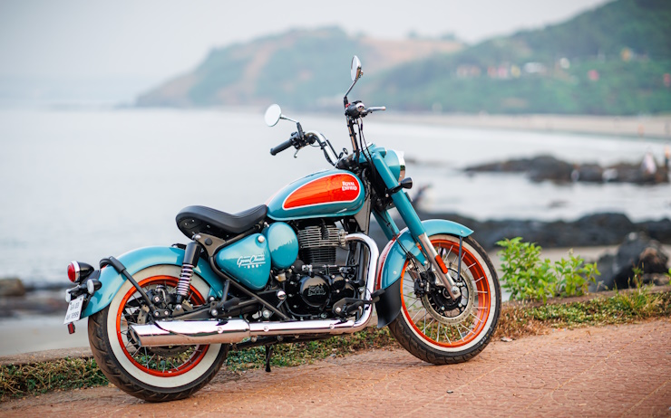 royal-enfield-goan-classic-350-bobber-3.jpg